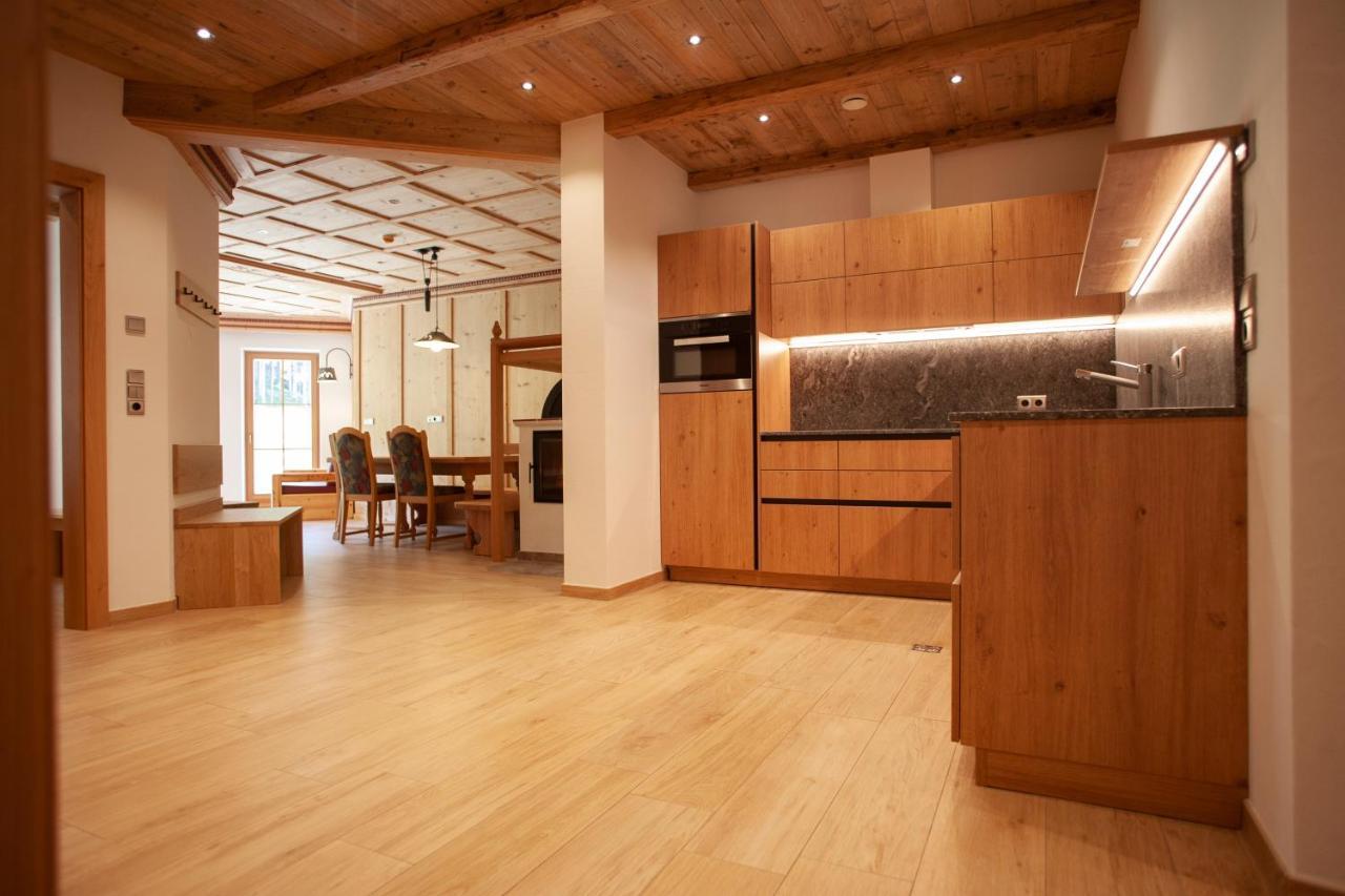 Peil Highend-Basic Apartments Innichen Exteriör bild