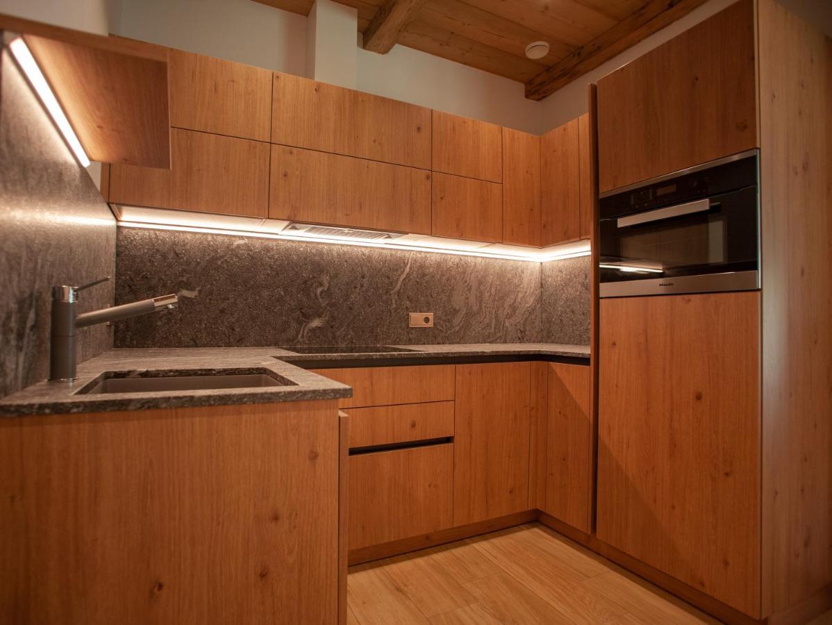 Peil Highend-Basic Apartments Innichen Exteriör bild