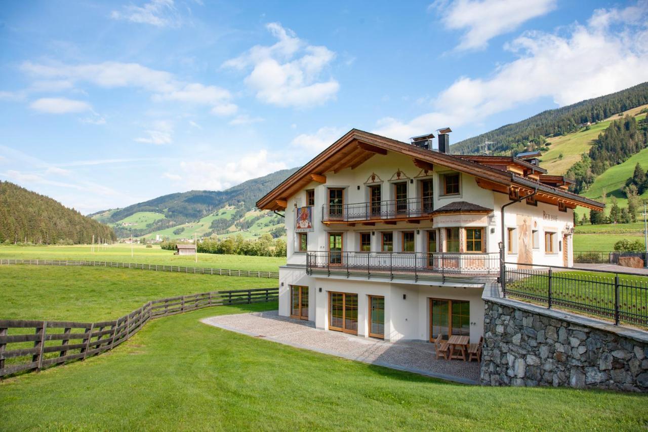 Peil Highend-Basic Apartments Innichen Exteriör bild