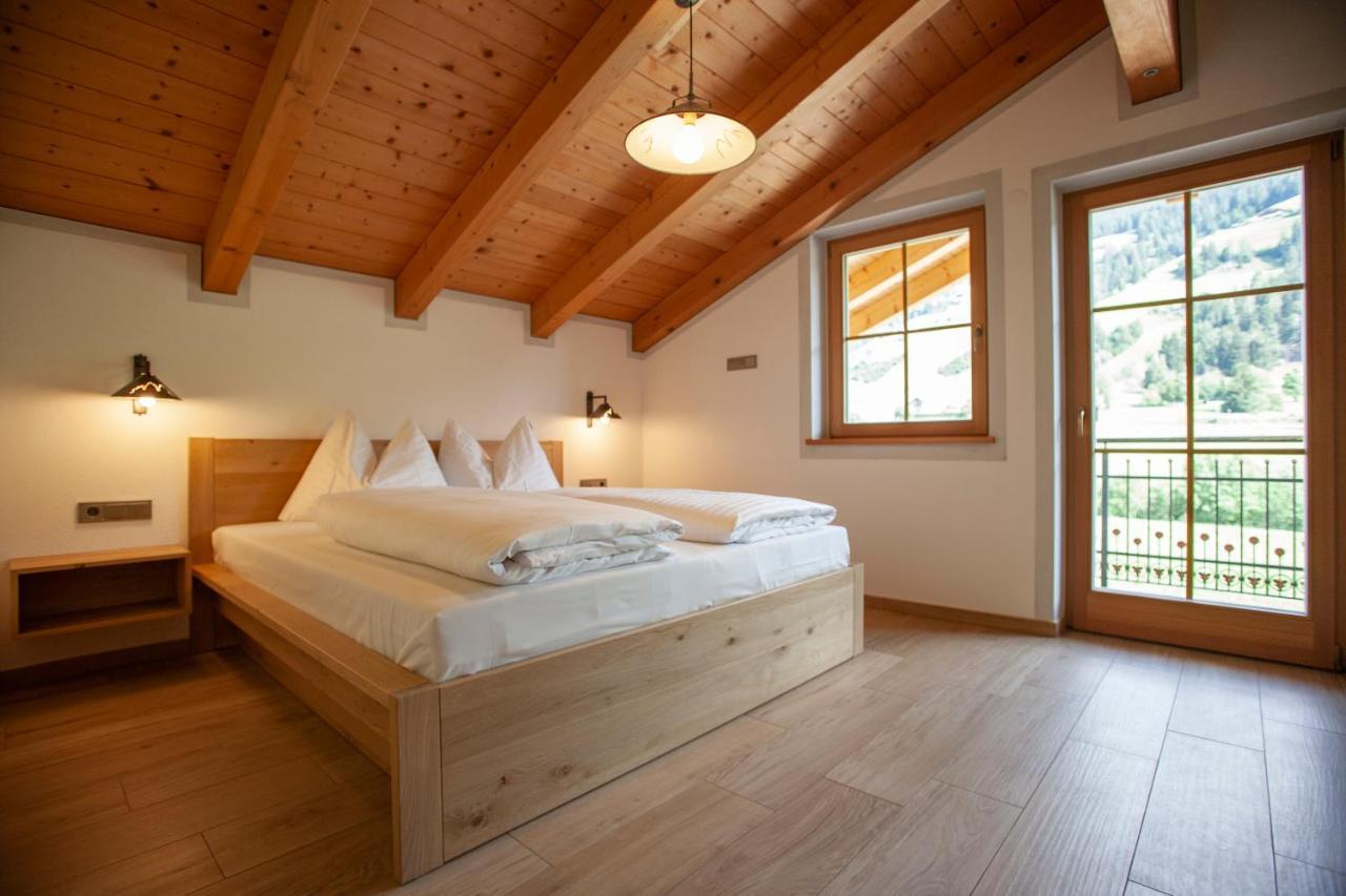 Peil Highend-Basic Apartments Innichen Exteriör bild