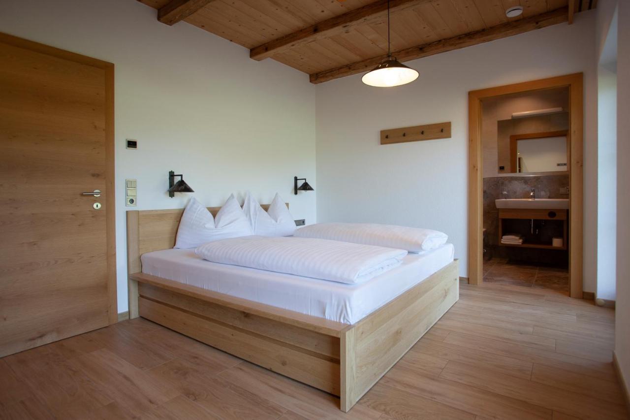 Peil Highend-Basic Apartments Innichen Exteriör bild